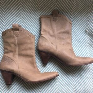 JOIE leather ankle bootie